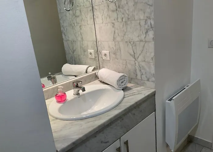 Aguilera 2 A 4 Pers Біарріц